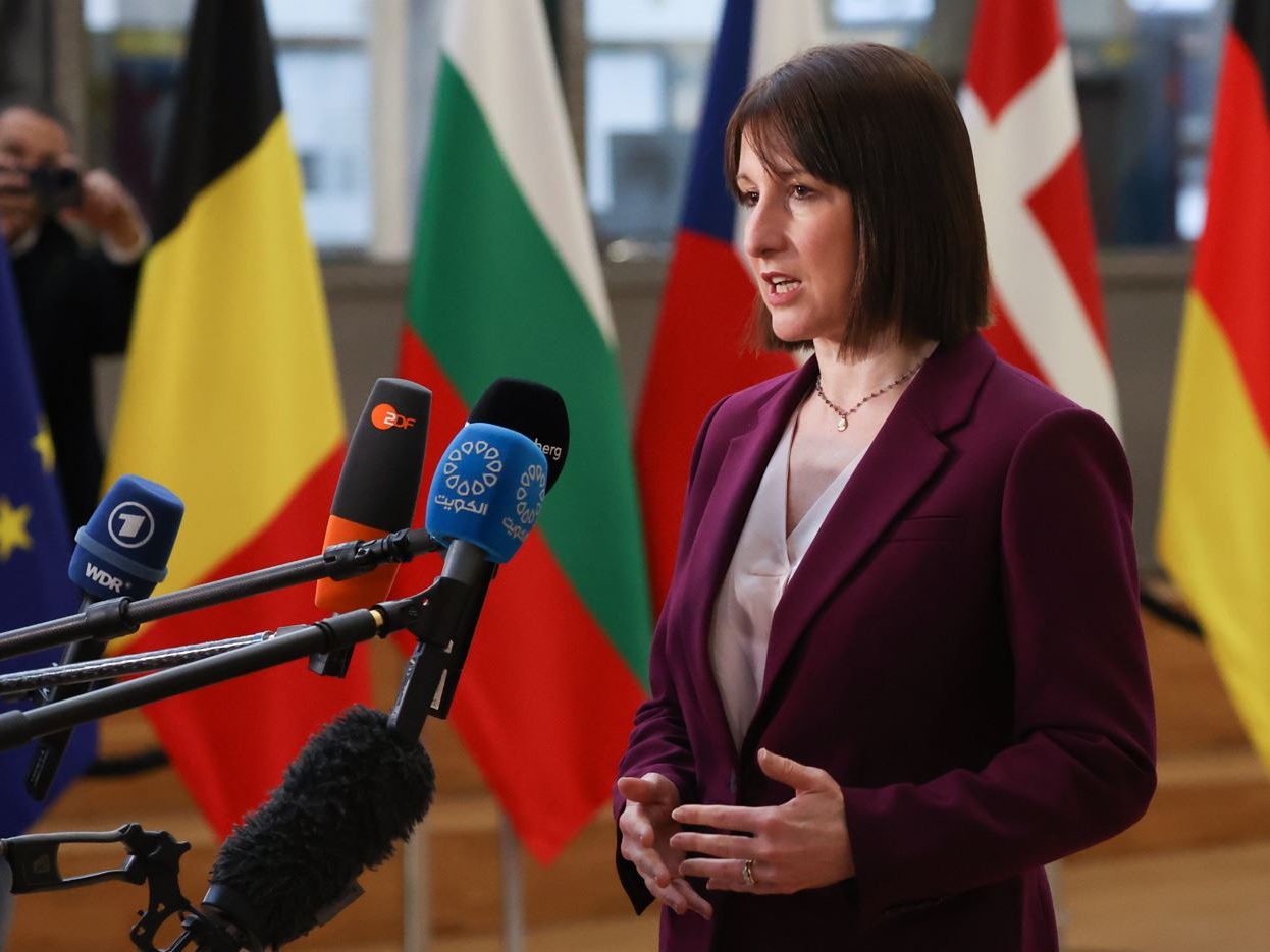 Verso un fondo comune Ue-Gb per la difesa: colloqui al G20 di Città del Capo
