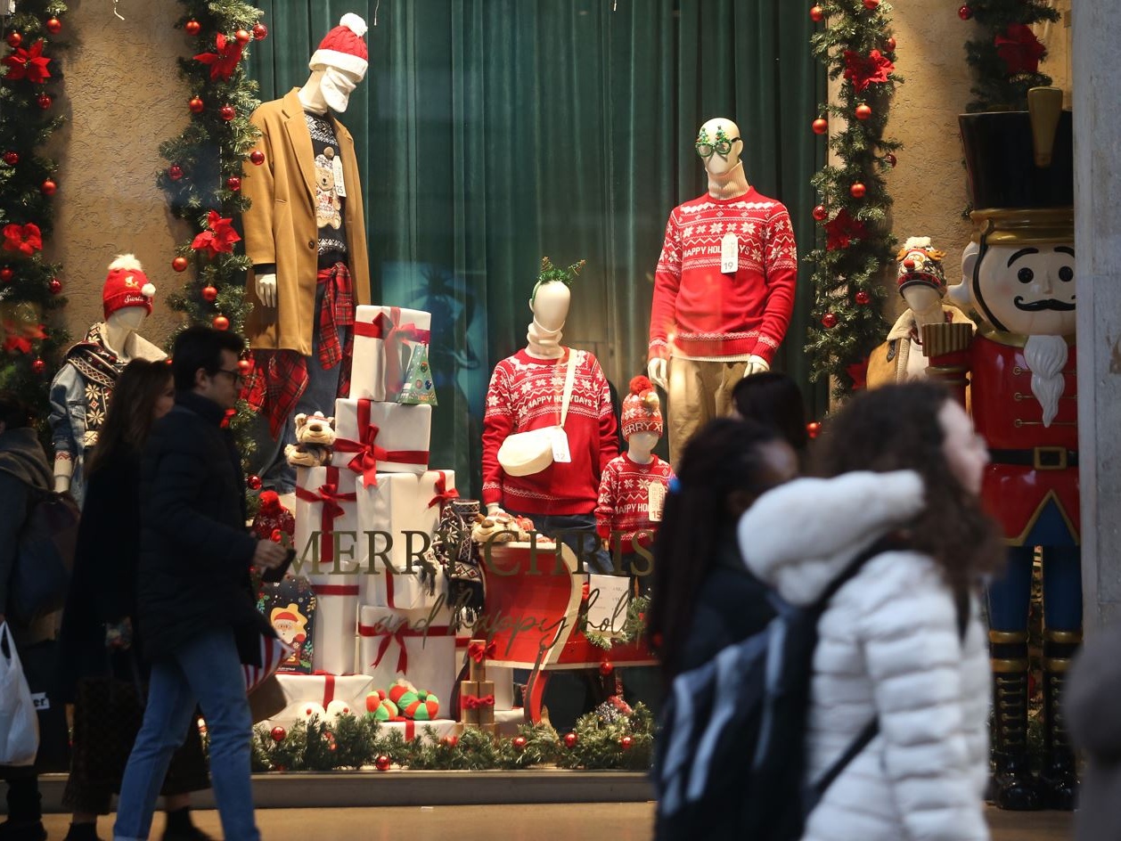 Natale, Coldiretti: niente regali per 7,5 mln di italiani