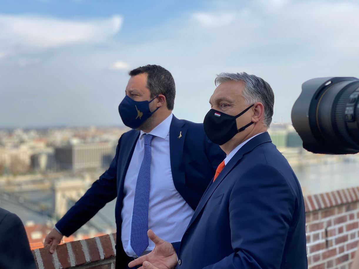 L'Orbán anti LGBT diventa un problema anche per Salvini e Meloni