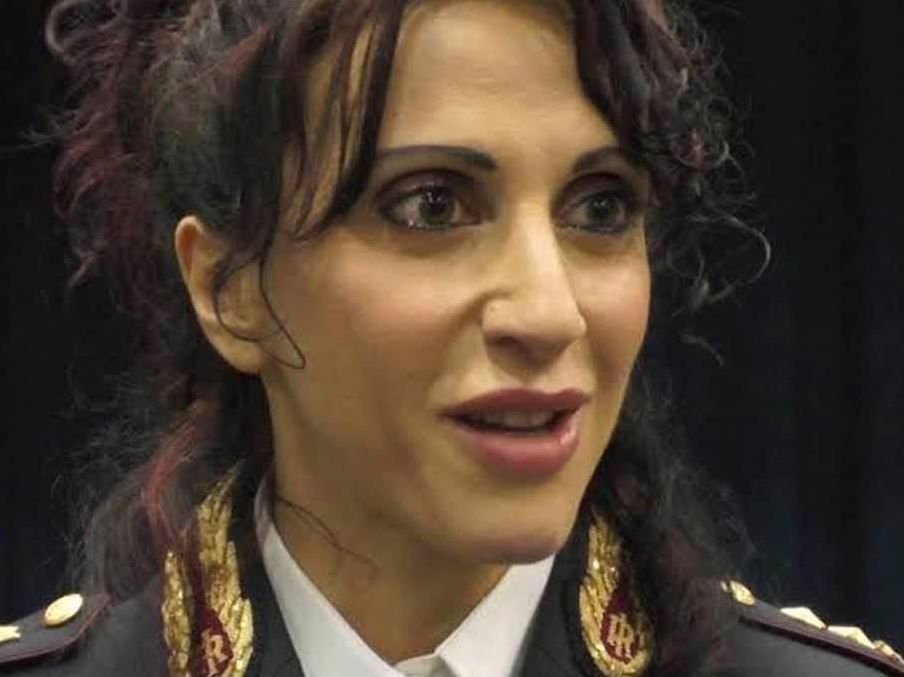 Poliziotta no green pass: la libertà di pensiero non cancella gli obblighi del proprio ruolo