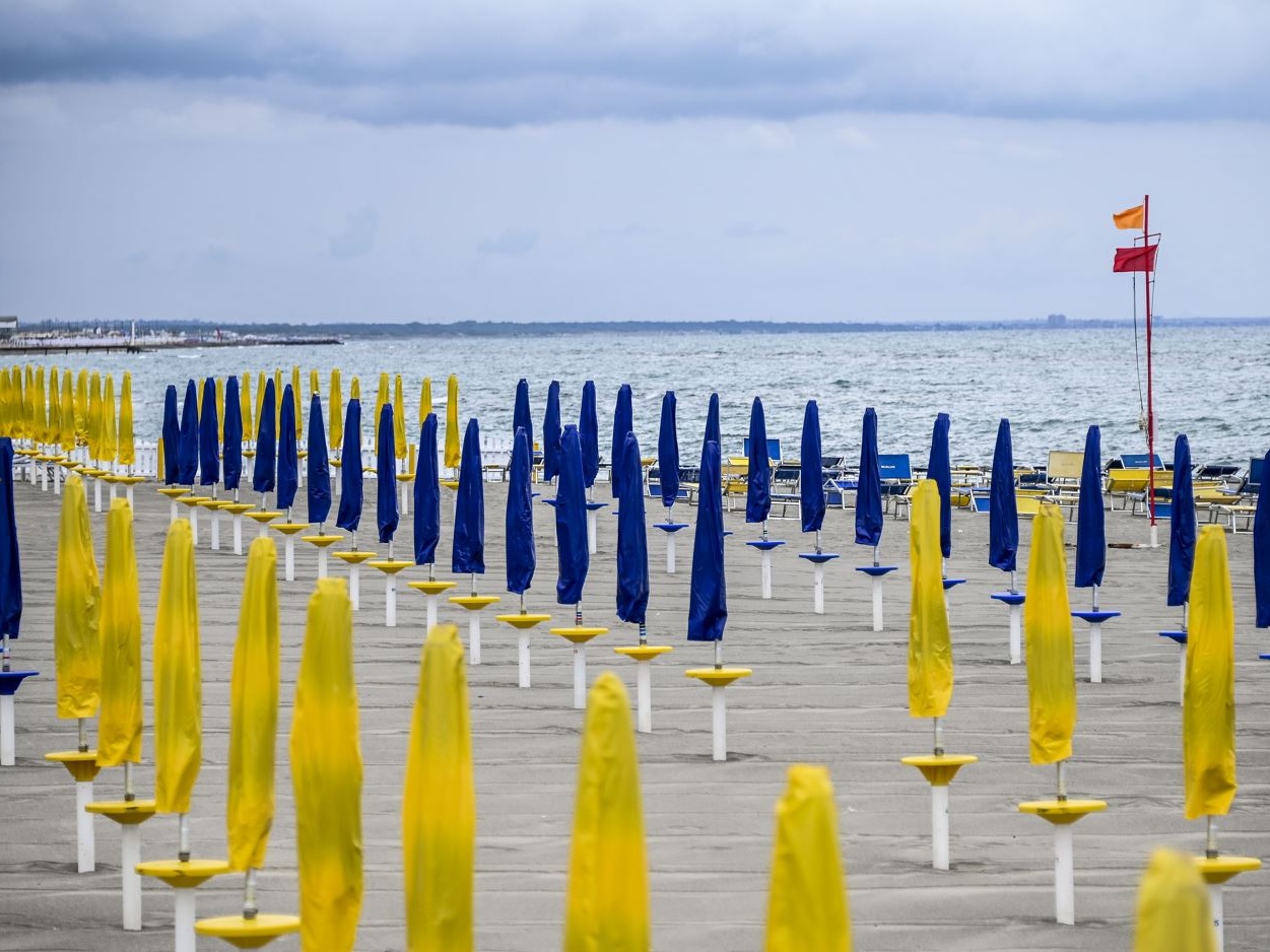 Concessioni balneari: Prorogo, ergo sum