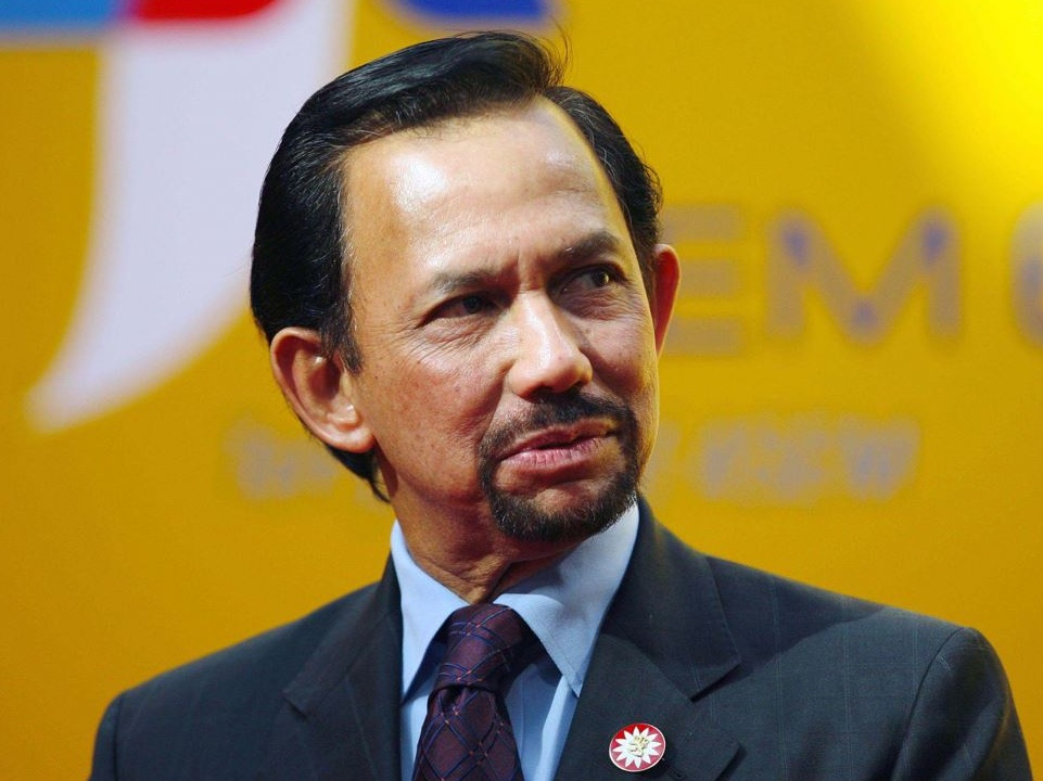 Villa Certosa: chi è il Sultano del Brunei, sovrano che la vuole a tutti i costi