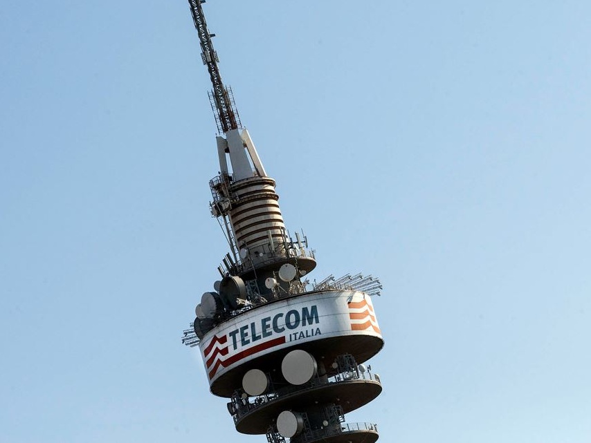 Tribunale a Telecom: basta con la furbata della fatturazione a 28 giorni