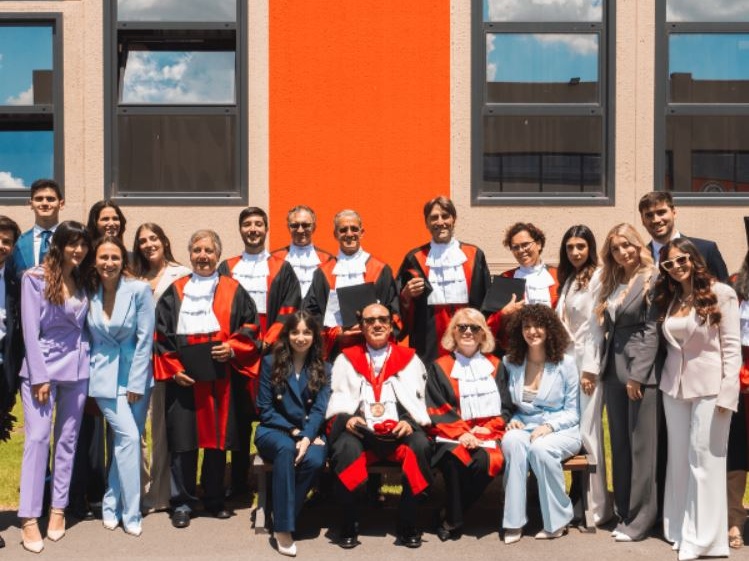 Unicamillus, primi laureati in medicina e chirurgia a 6 anni dall'inizio delle lezioni