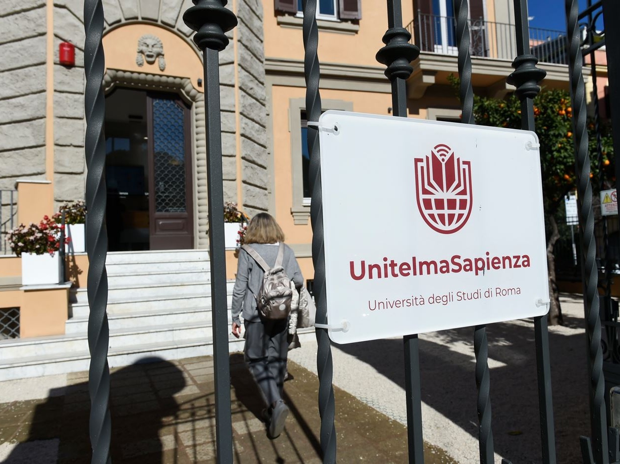 Università telematiche, la nuova frontiera dell'istruzione: meno spese e più iscritti