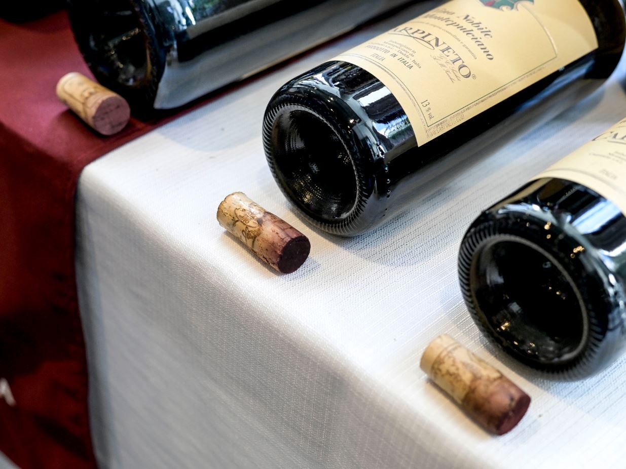 Vino: Italia e altri 12 Stati membri sollecitano fondi straordinari Ue per il settore