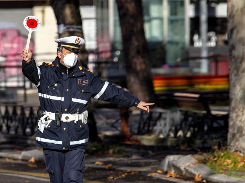 L'Italia in zona arancione per tre giorni: ecco cosa cambia