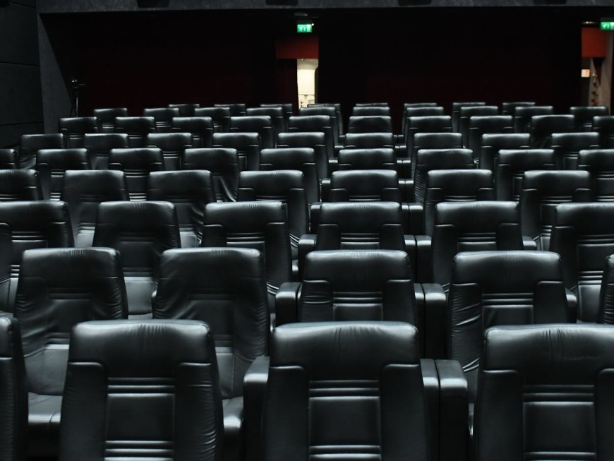 Cinema italiano tra sale vuote e streaming record: perché il 2025 può cambiare tutto