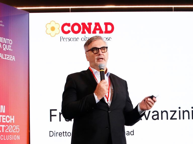 Conad accelera sugli investimenti: 2,1 miliardi nel triennio 2026-2028