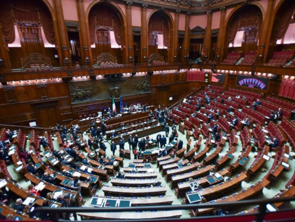 Manovra blindata, conti in sicurezza: l’ultimo miglio alla Camera tra fiducia, difesa e scelte economiche selettive