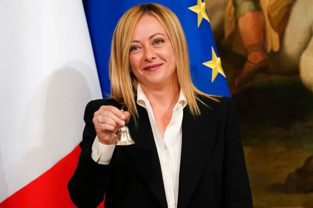 Meloni: “Questo Natale ricarichiamoci, il 2025 sarà impegnativo”