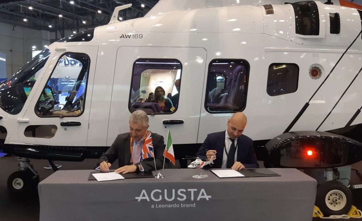 Leonardo: cresce la flotta elicotteristica Vip/corporate in Europa. Annunciati nuovi ordini in occasione di Ebace 2022