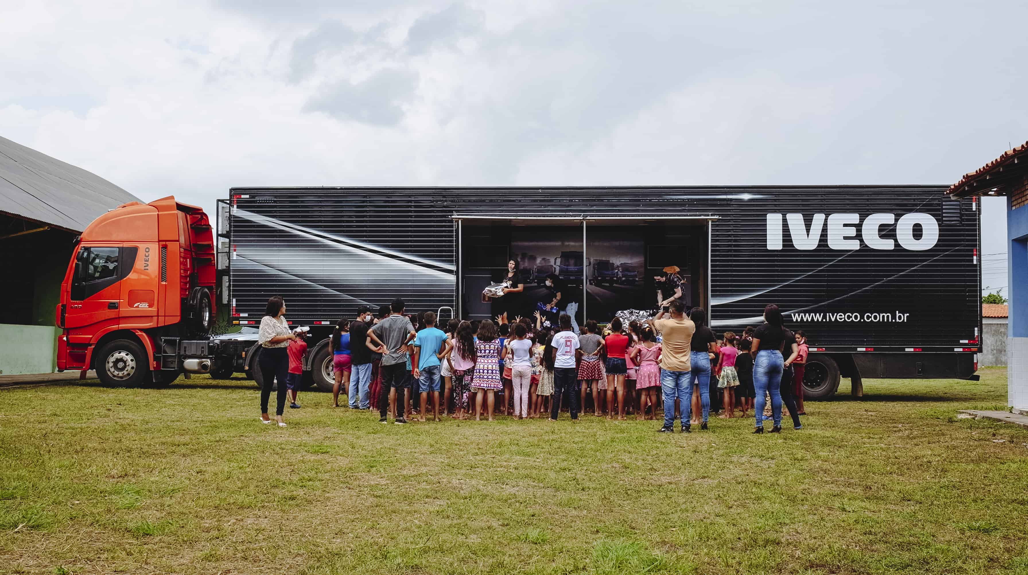 Behind the Wheel: IVECO recupera il tempo perduto con la Carovana Solidale