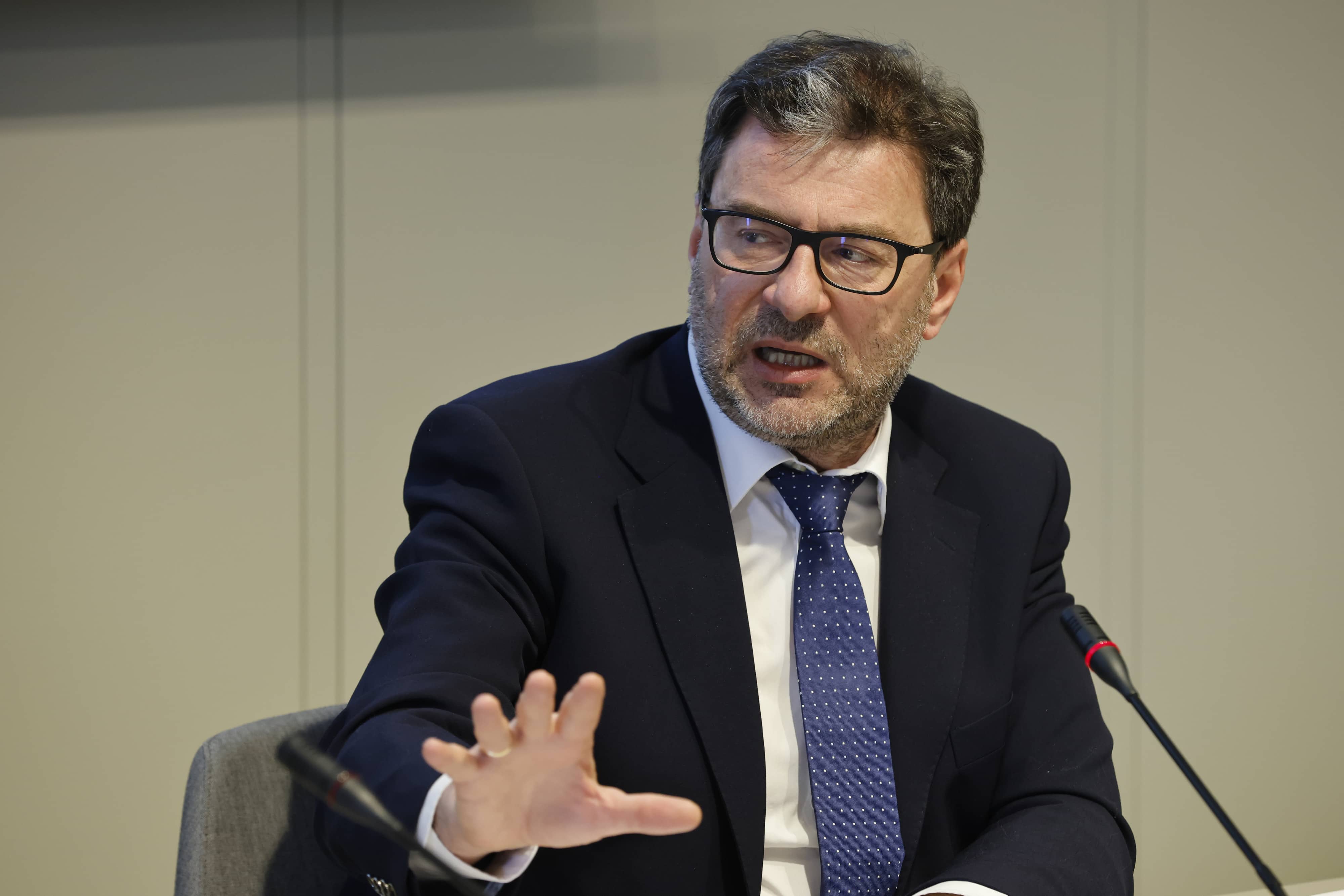 Giorgetti istituisce Fondo da 400 milioni per imprese in difficoltà
