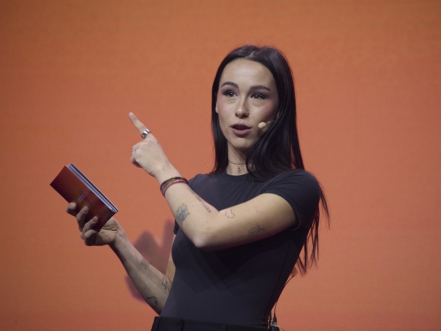 Compleanni, neve e panico cosmico