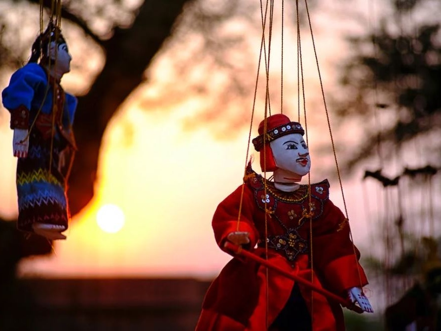 Gli uomini non cambiano, anche se sono di pezza
