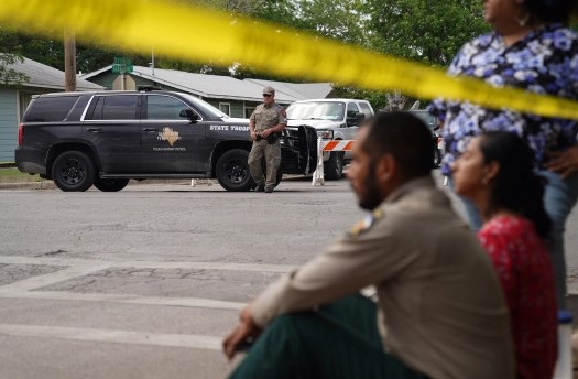 Gli americani tirano il fiato in attesa della prossima Uvalde